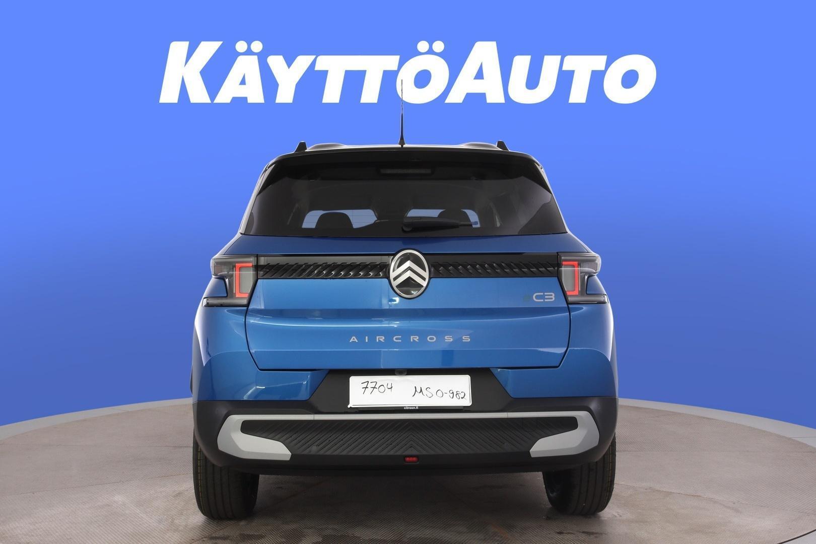 CITROEN e-C3 Aircross 4