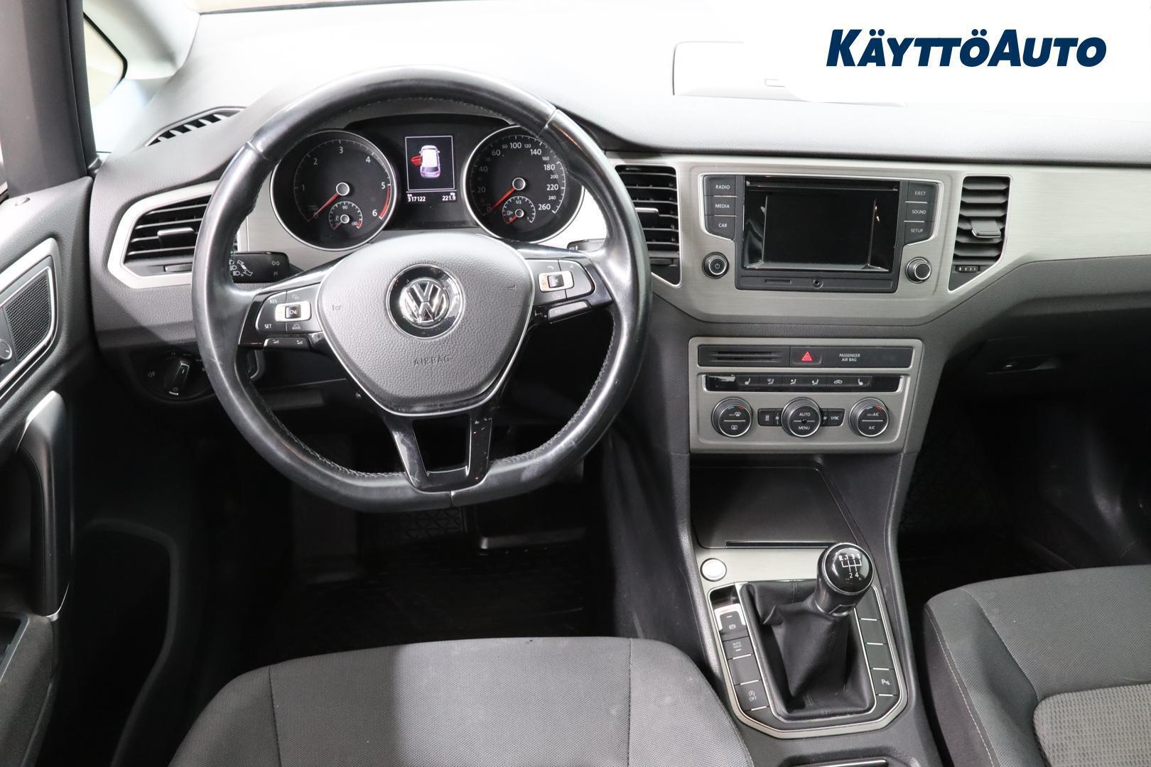 VOLKSWAGEN Golf Sportsvan 2014