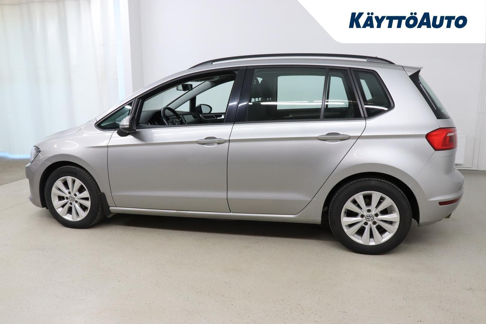 VOLKSWAGEN Golf Sportsvan 2014