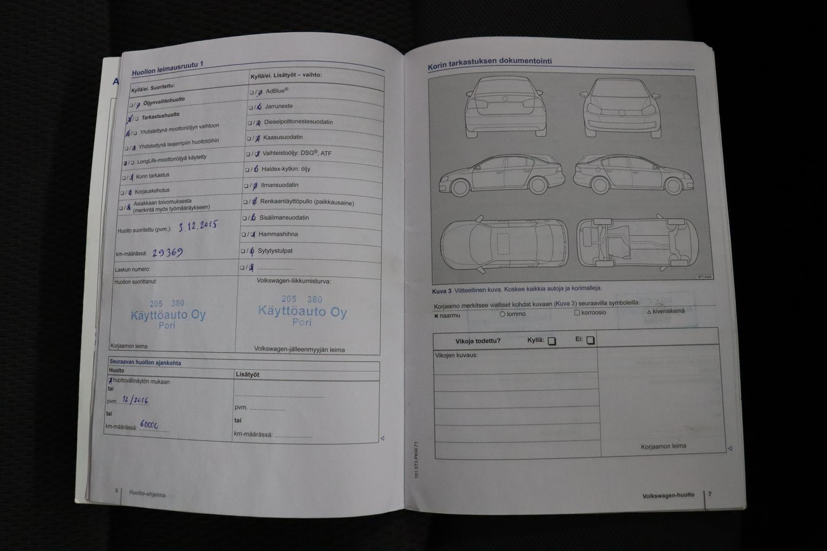 VOLKSWAGEN Golf Sportsvan 2014