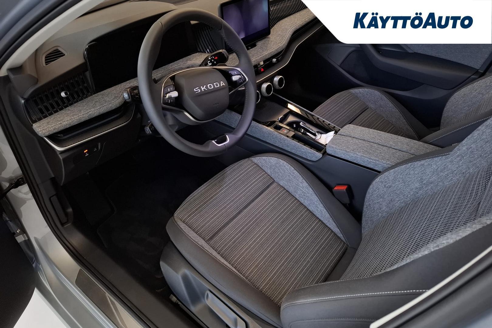 SKODA Superb 12