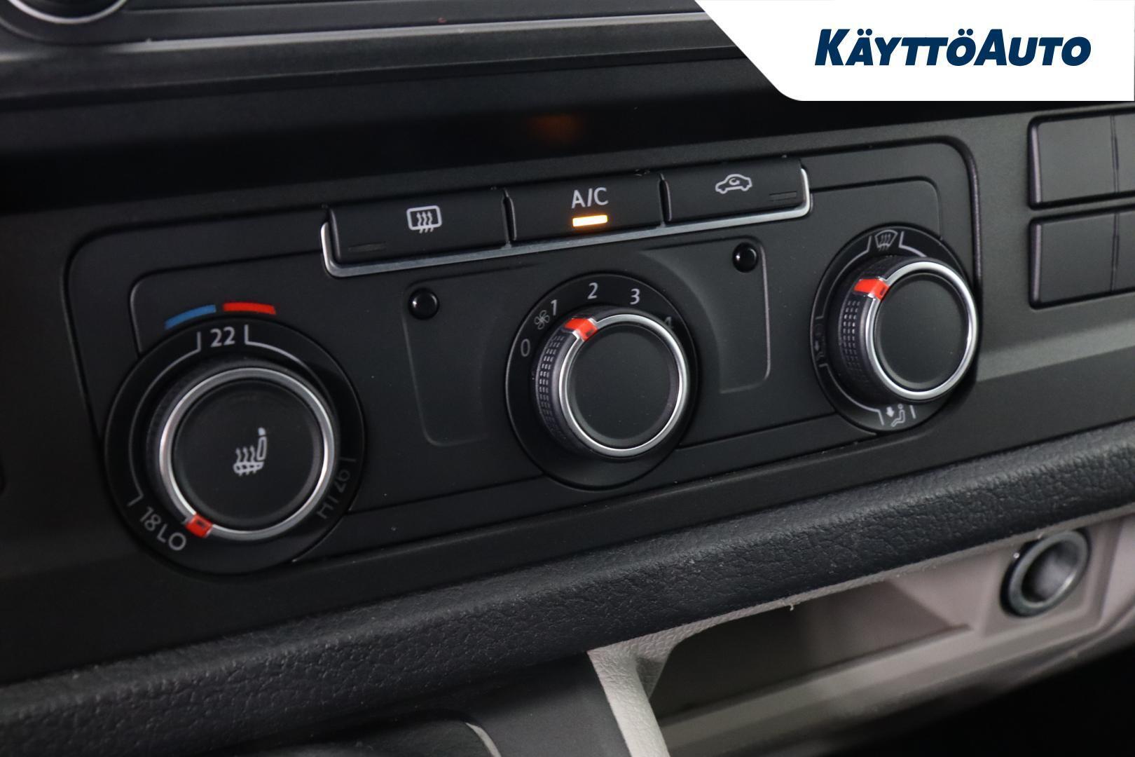 VOLKSWAGEN Transporter 2015