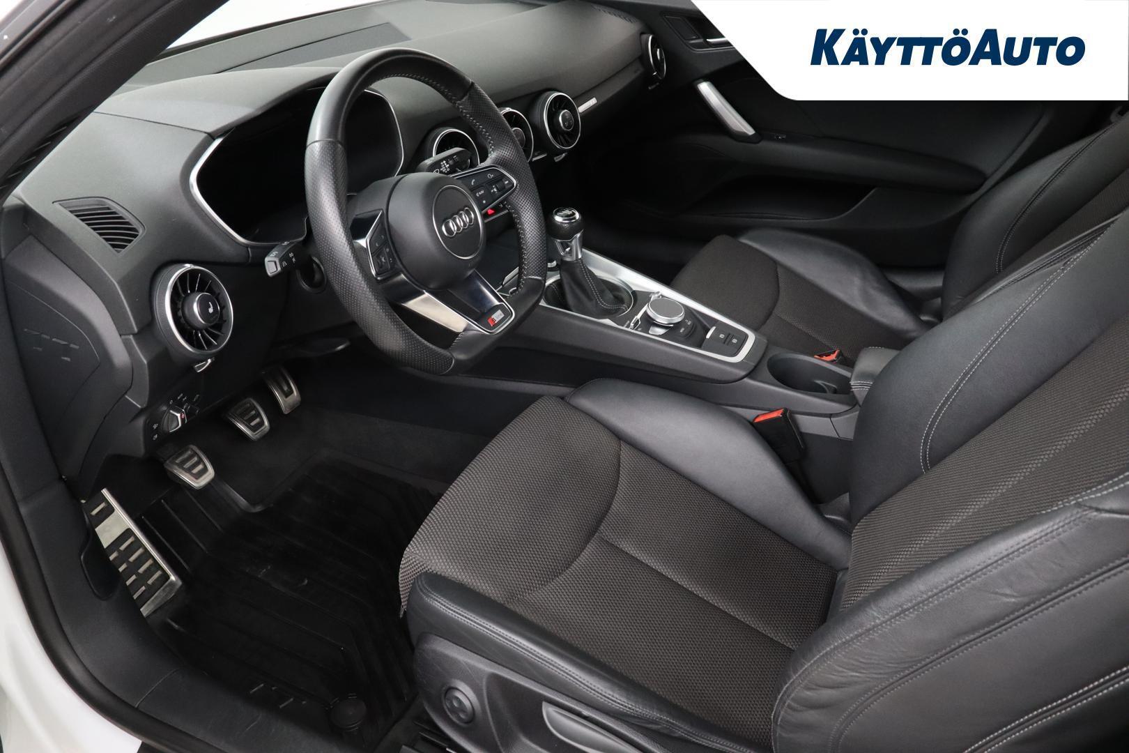 AUDI TT 2015