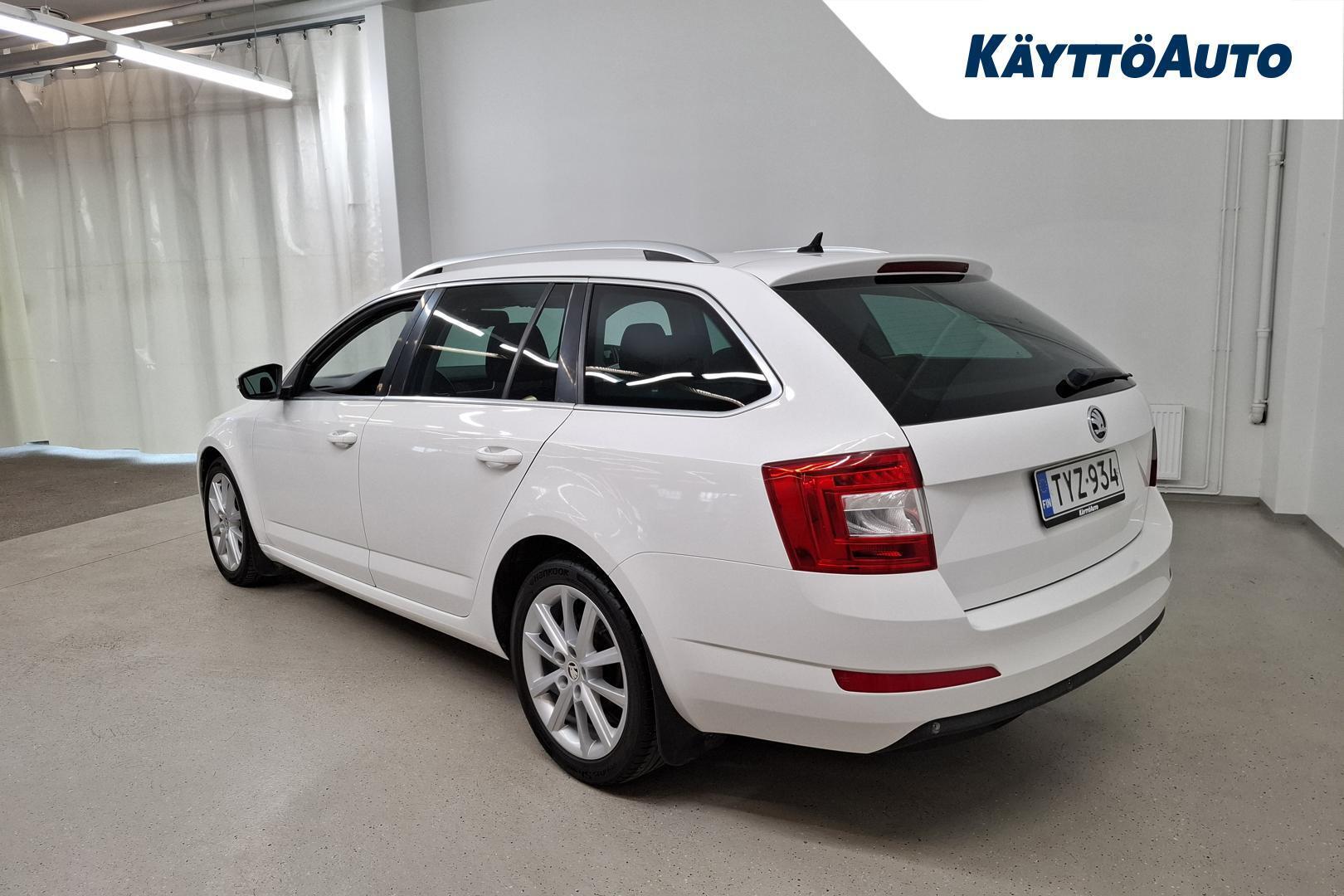 SKODA Octavia 2013