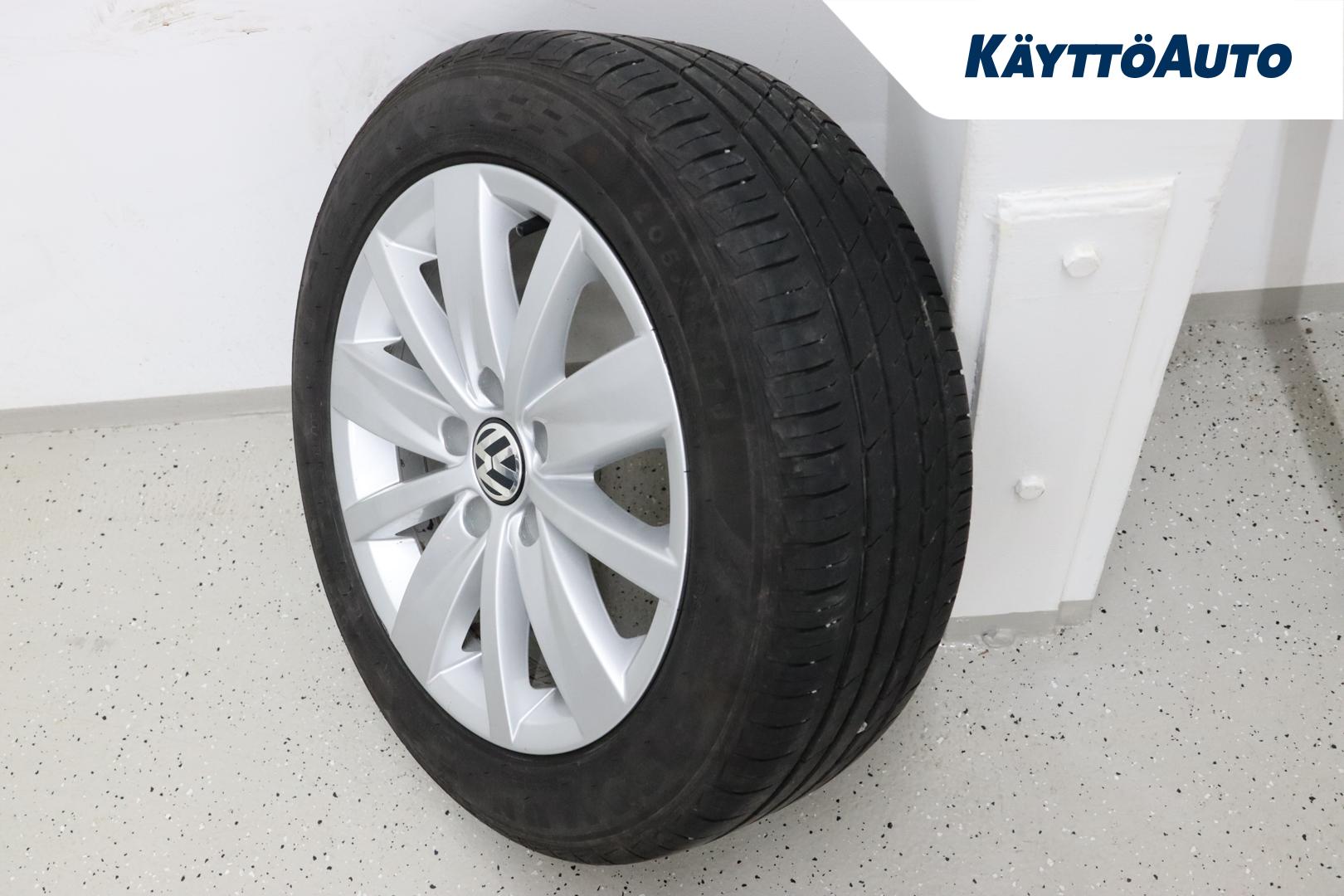 VOLKSWAGEN Passat 2013