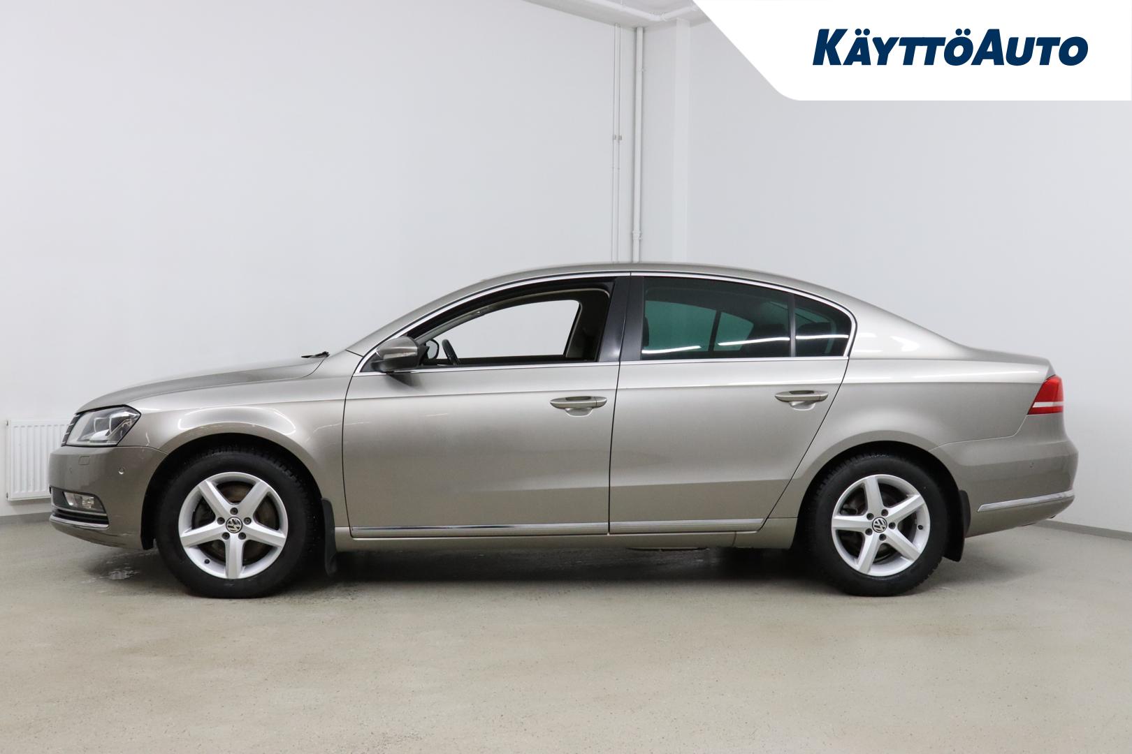 VOLKSWAGEN Passat 2013