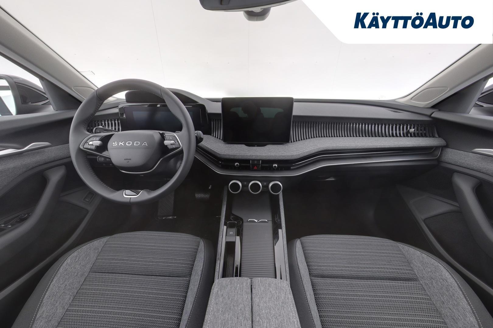 SKODA Superb 9