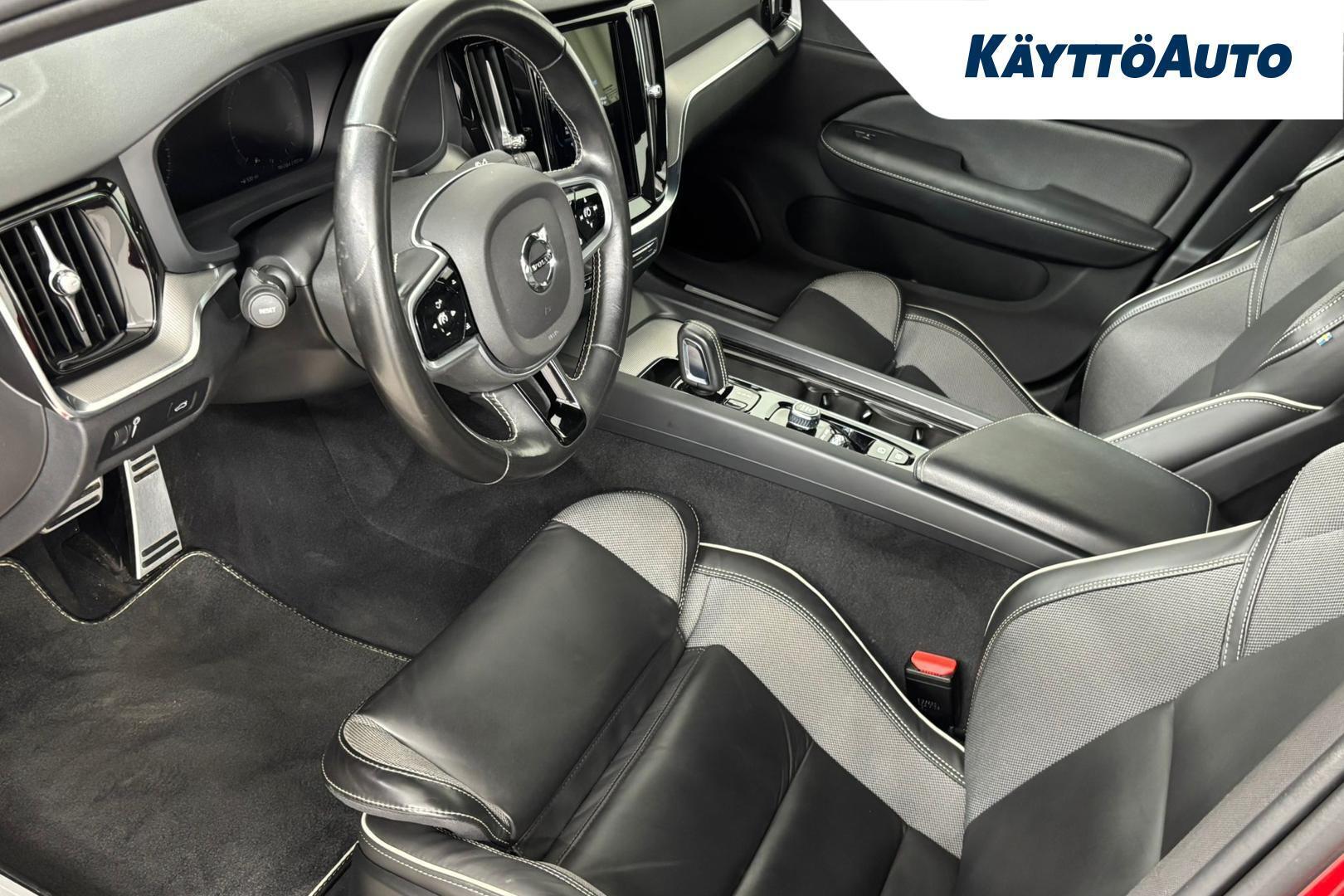 VOLVO S60 2021
