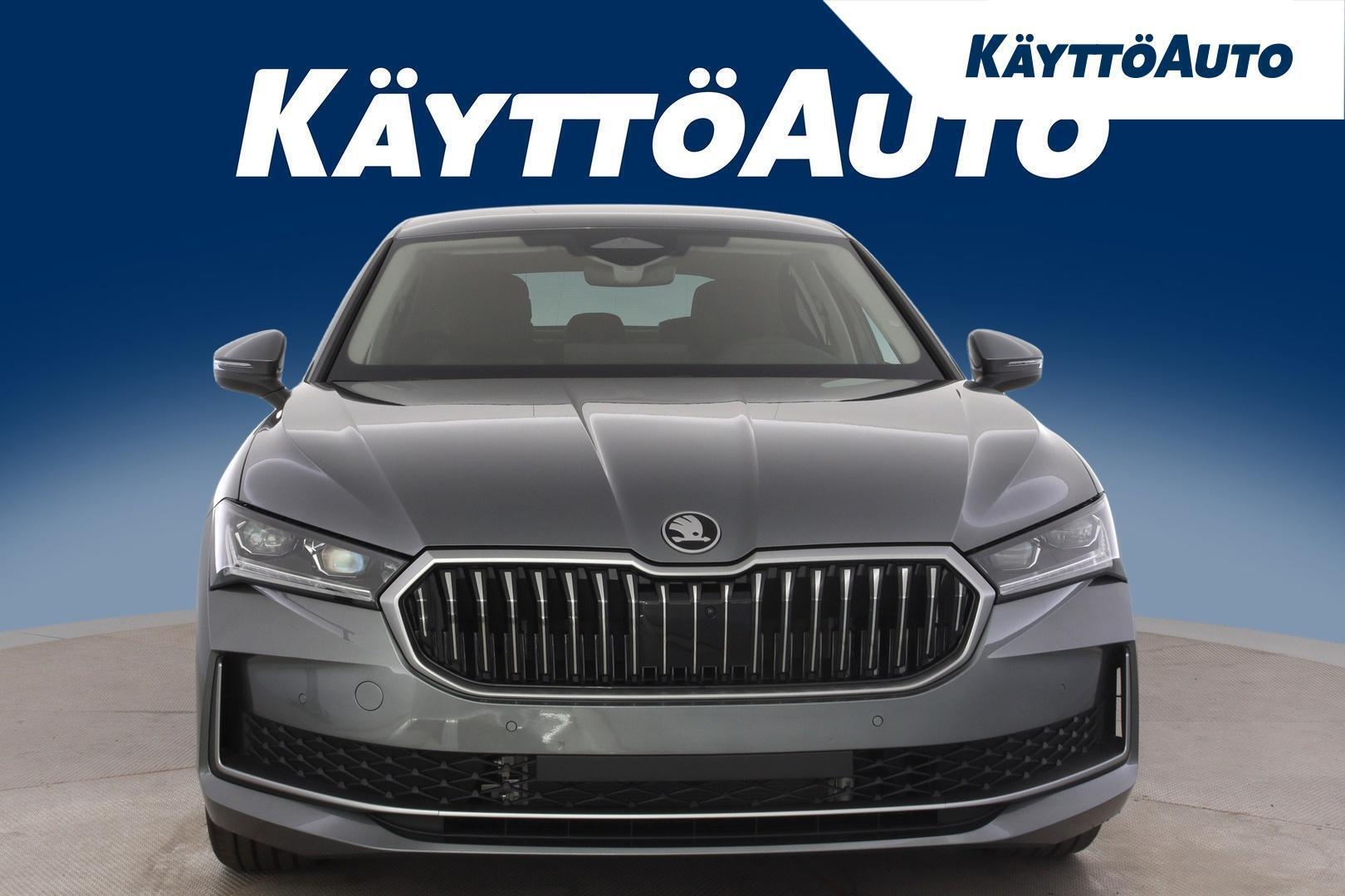 SKODA SUPERB 8