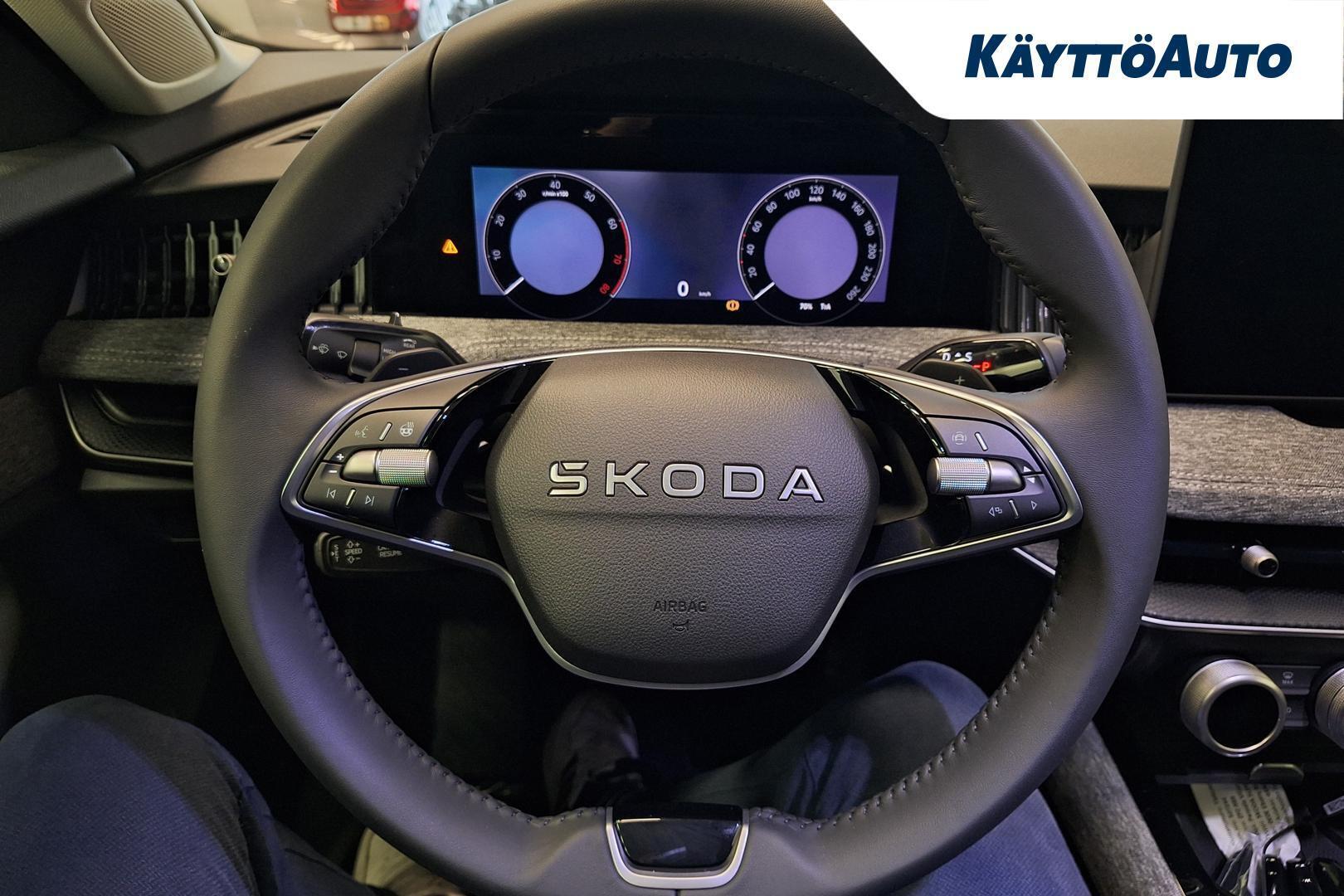 SKODA Superb 2026