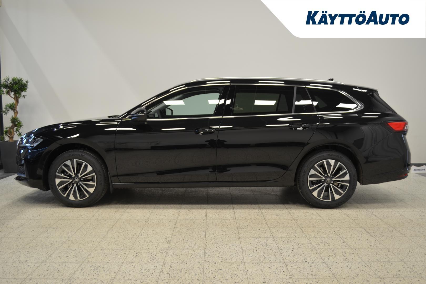 SKODA Superb 2026