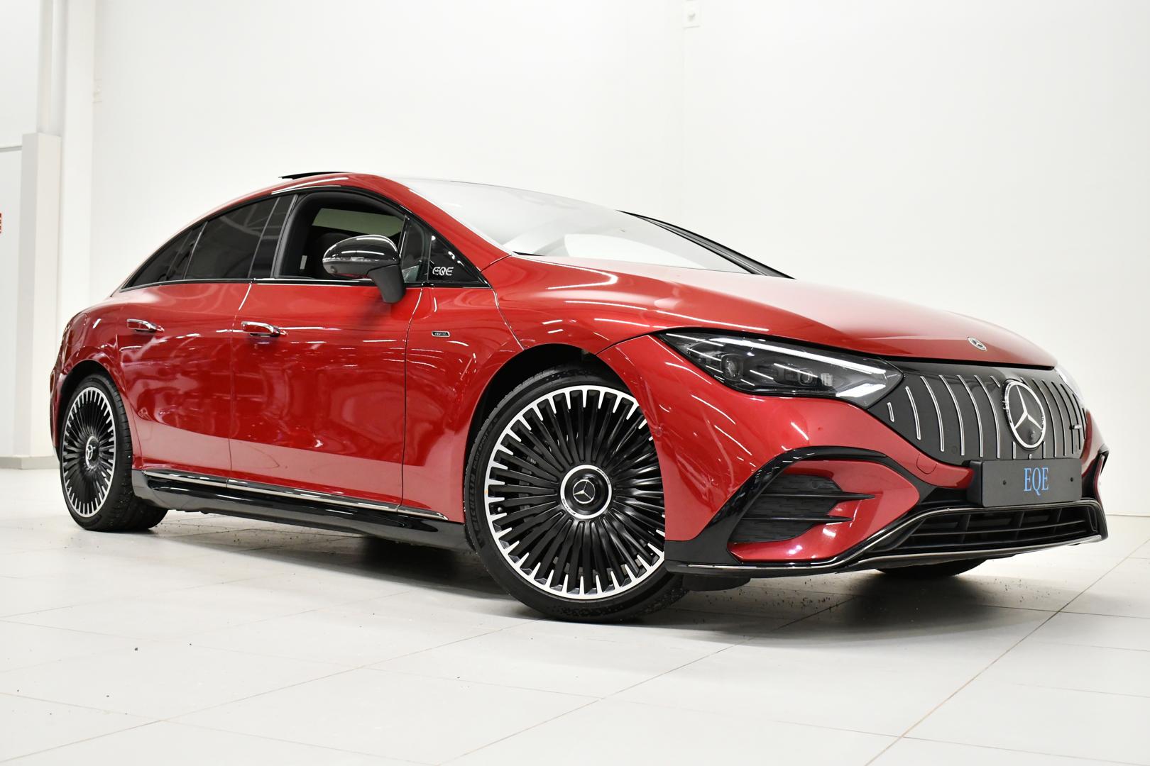 MERCEDES-BENZ EQE 2023