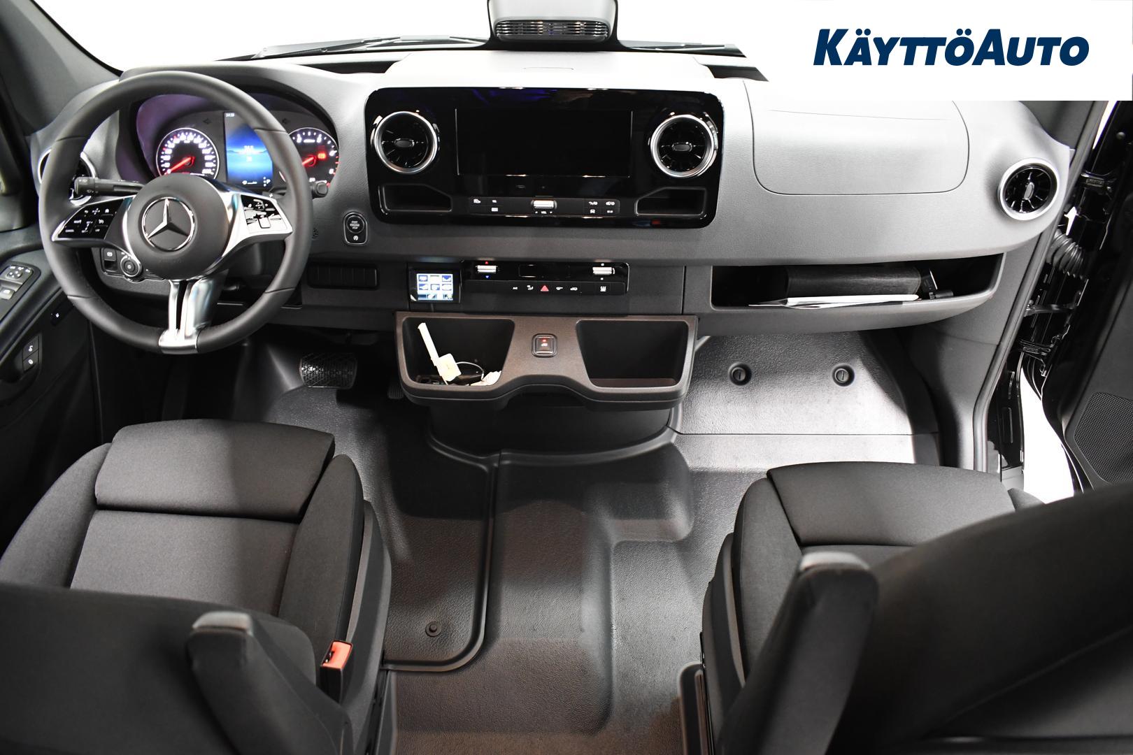 MERCEDES-BENZ Sprinter 2025