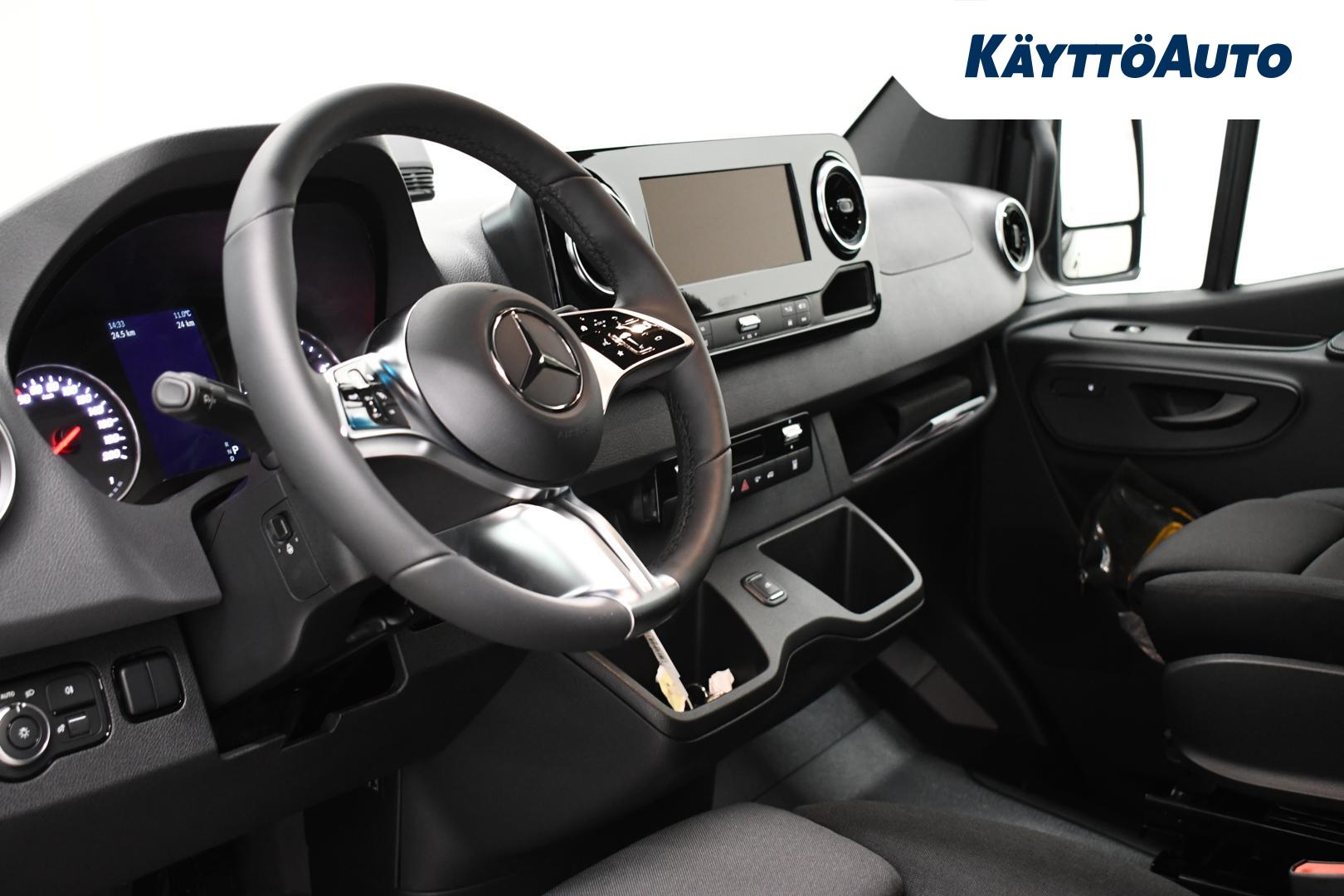 MERCEDES-BENZ Sprinter 2025