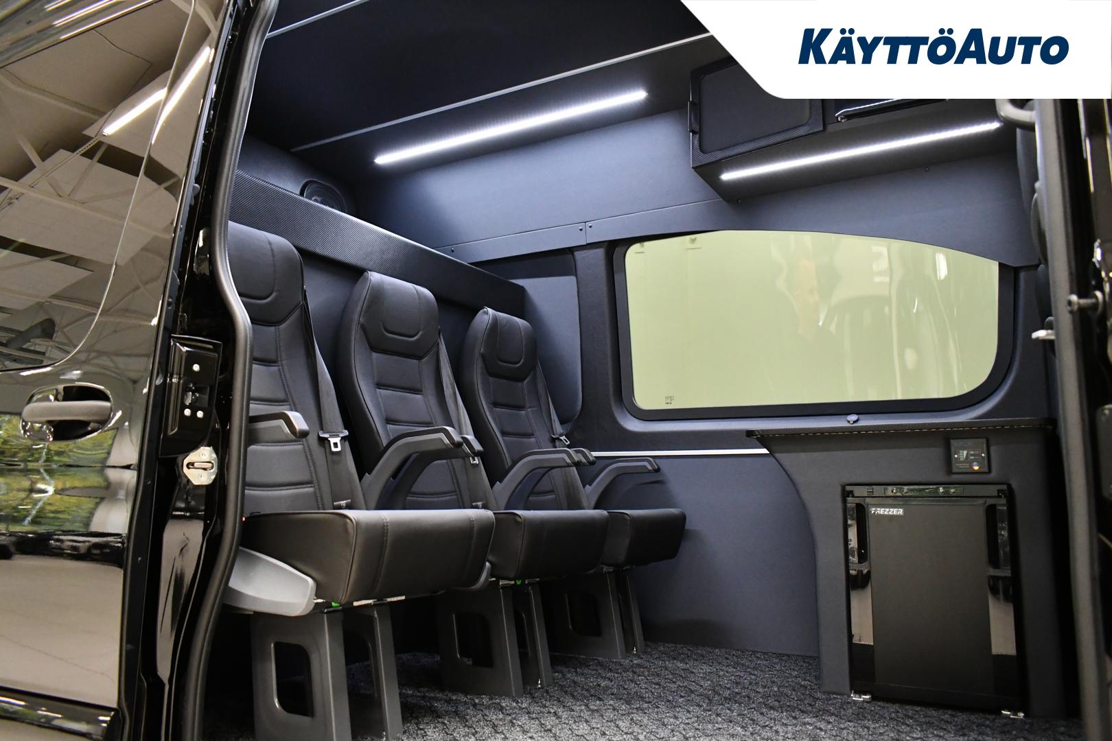 MERCEDES-BENZ Sprinter 2025