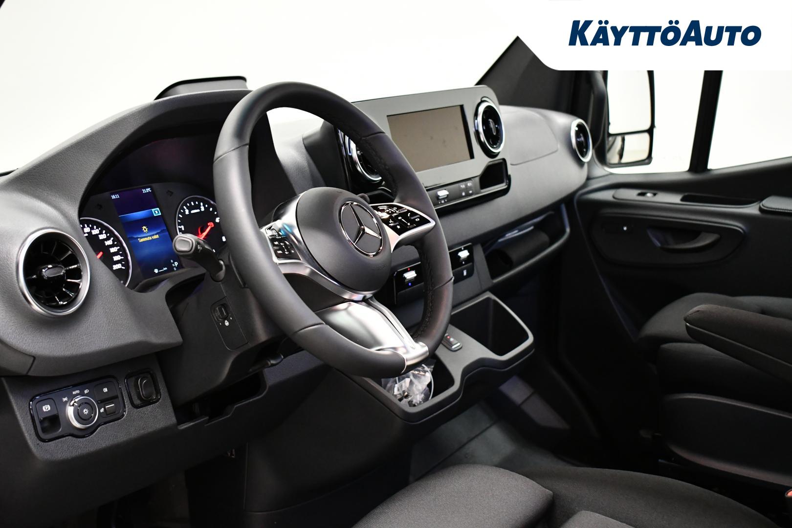 MERCEDES-BENZ Sprinter 2025