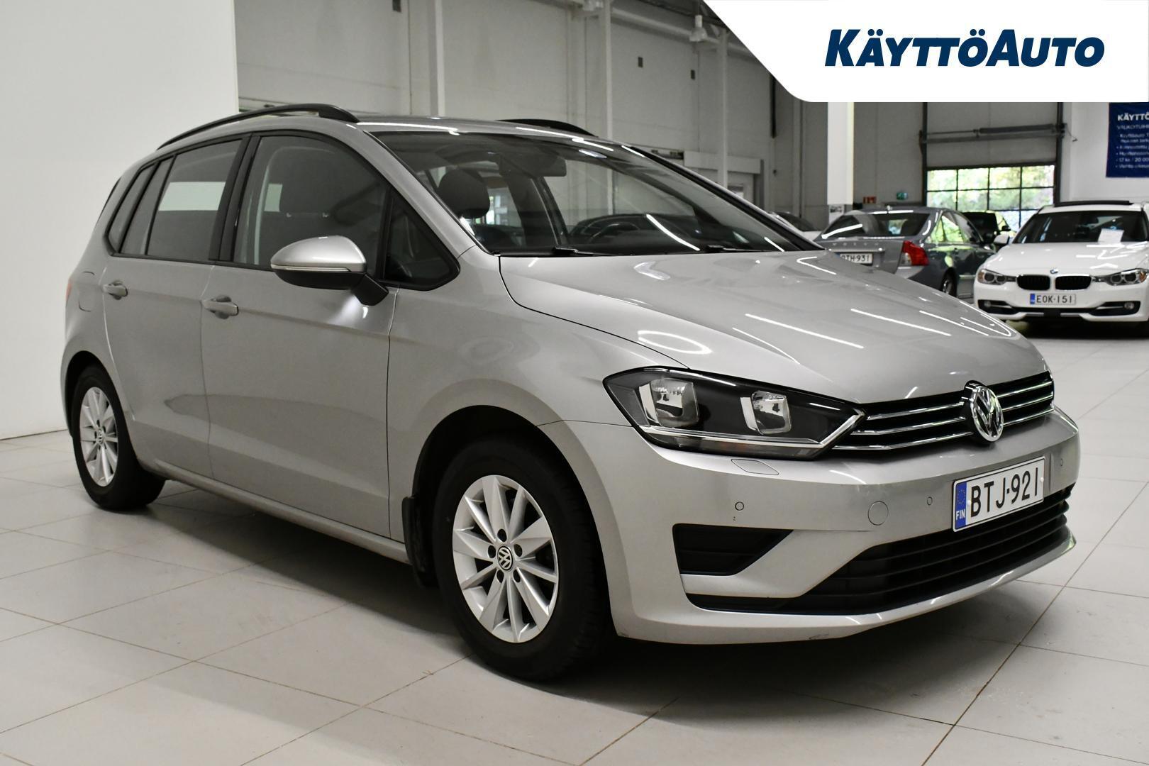 VOLKSWAGEN Golf Sportsvan 11