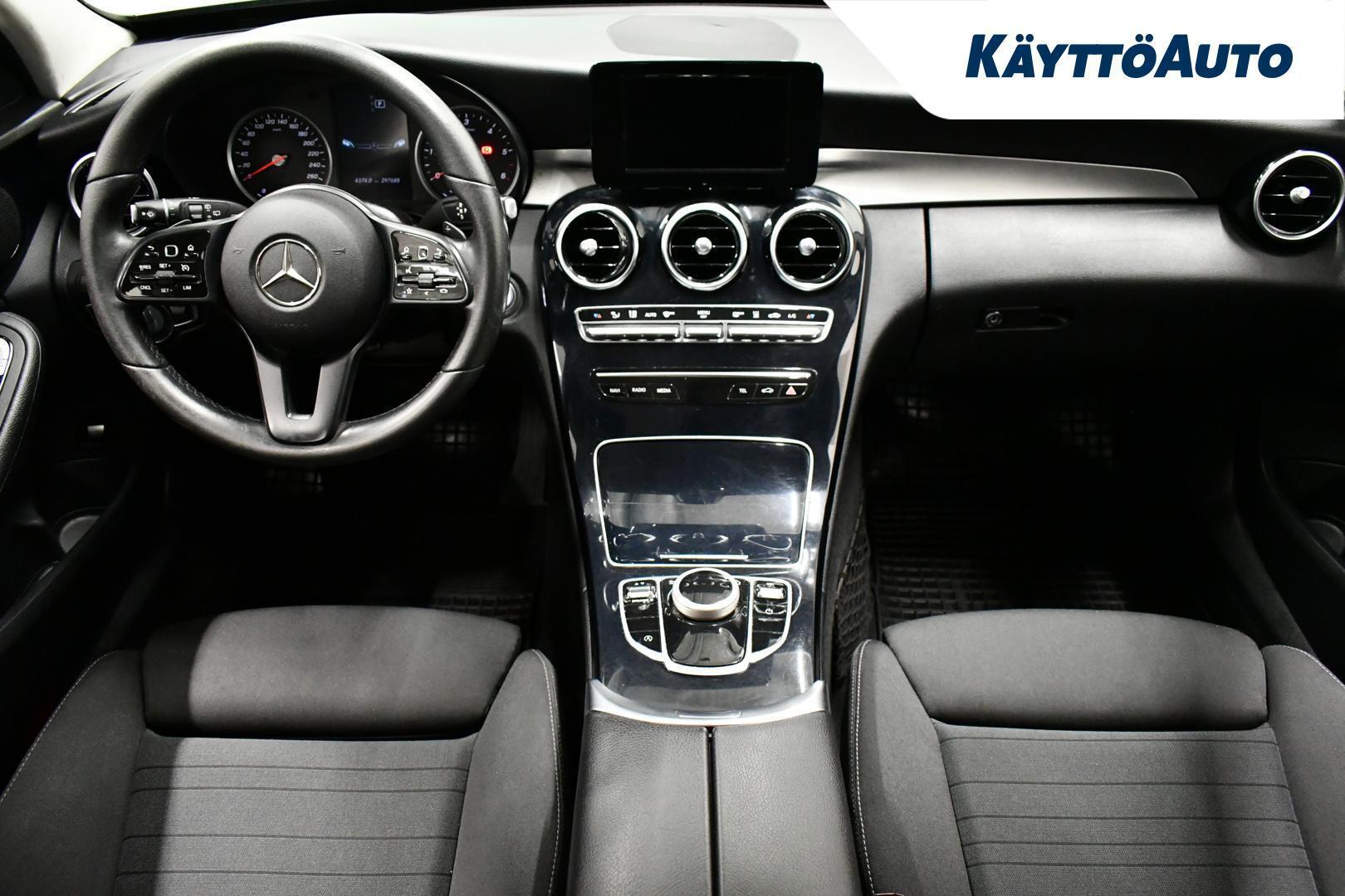 MERCEDES-BENZ C 12
