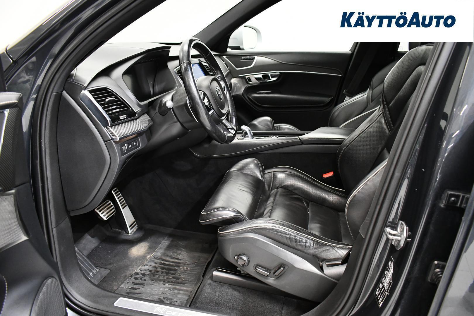 VOLVO XC90 6