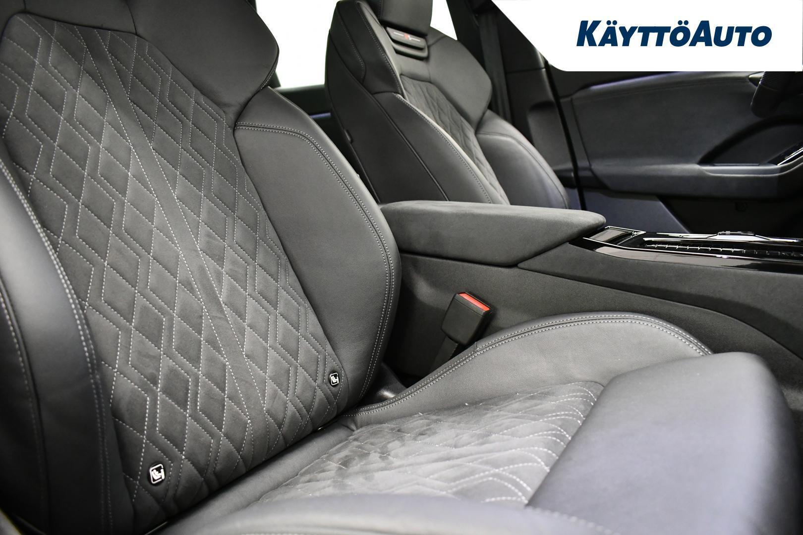 AUDI SQ6 e-tron 2025