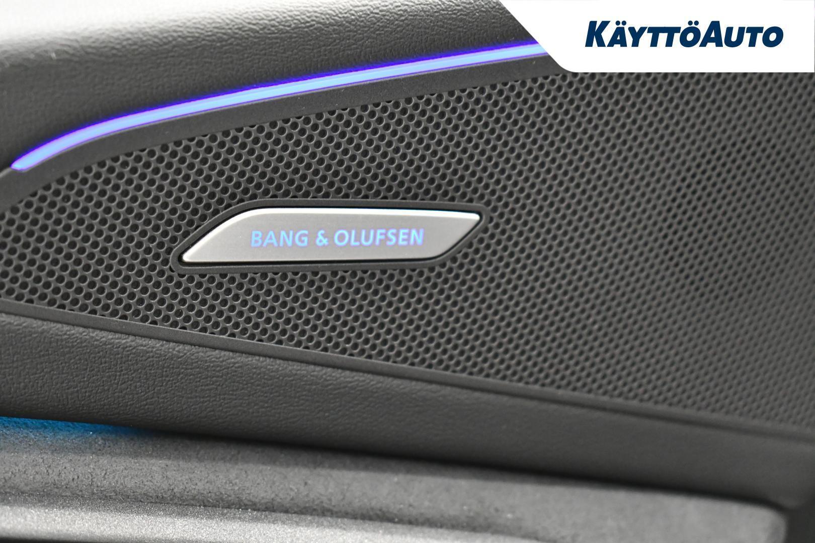 AUDI SQ6 e-tron 2025