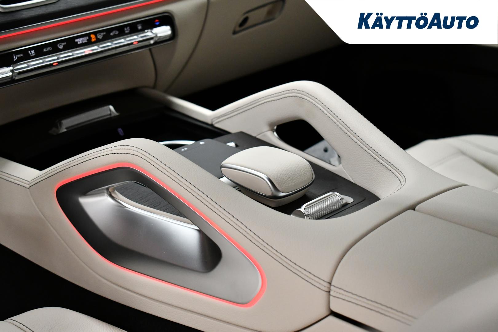 MERCEDES-BENZ GLE 2025