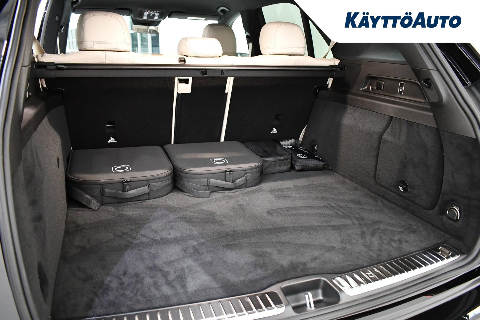 MERCEDES-BENZ GLE 2025