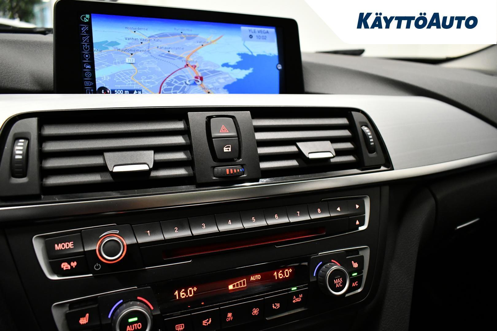 BMW 330 2015