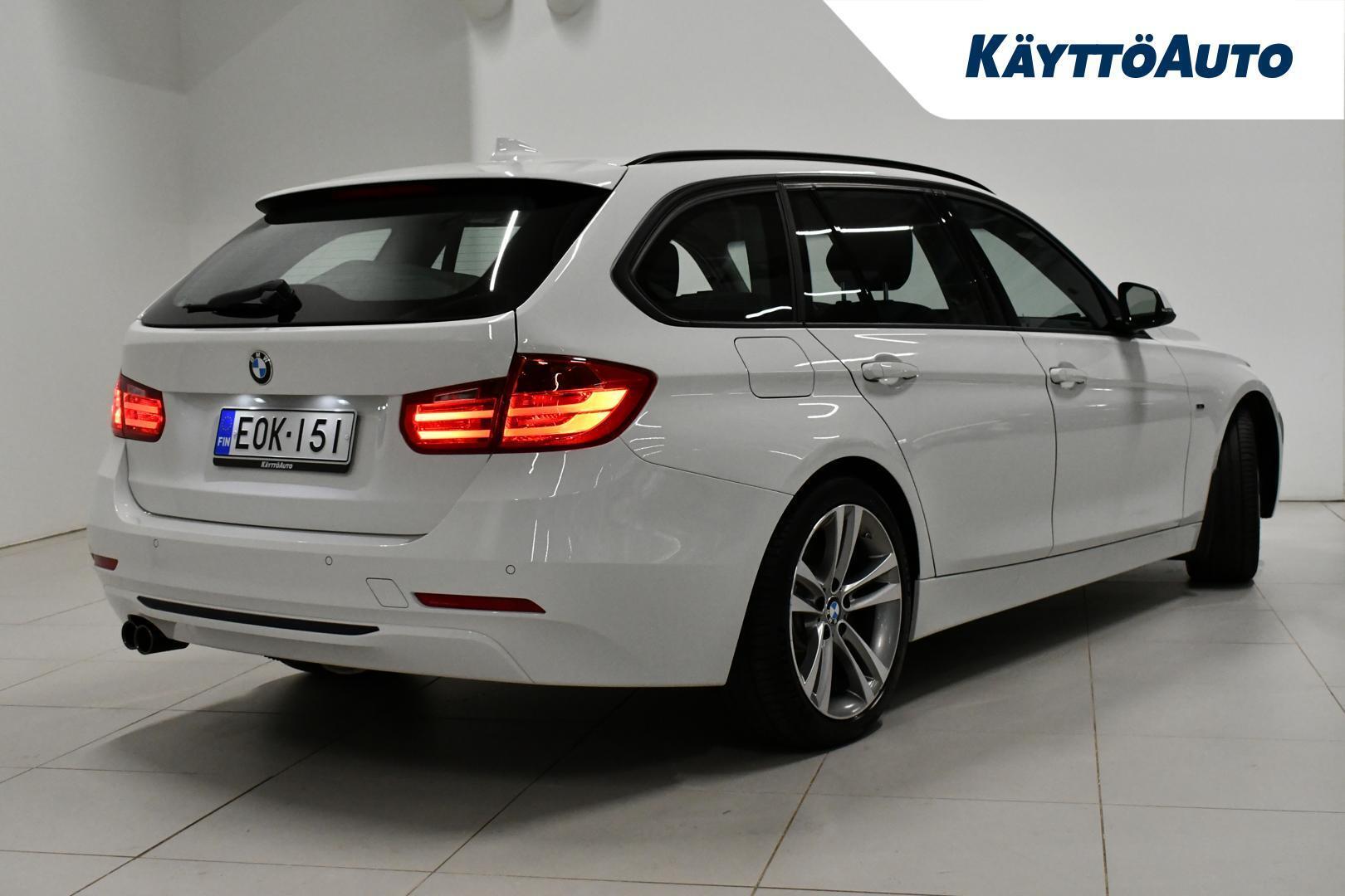 BMW 330 2015