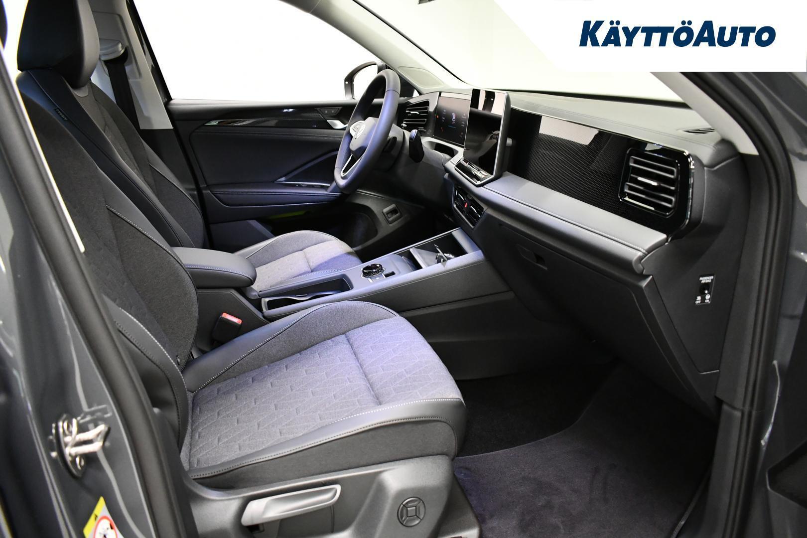 VOLKSWAGEN Tiguan 2026
