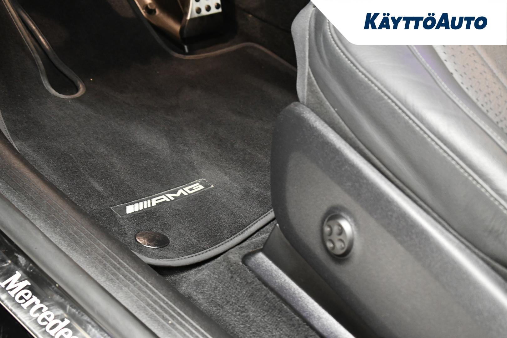 MERCEDES-BENZ EQS SUV 2023