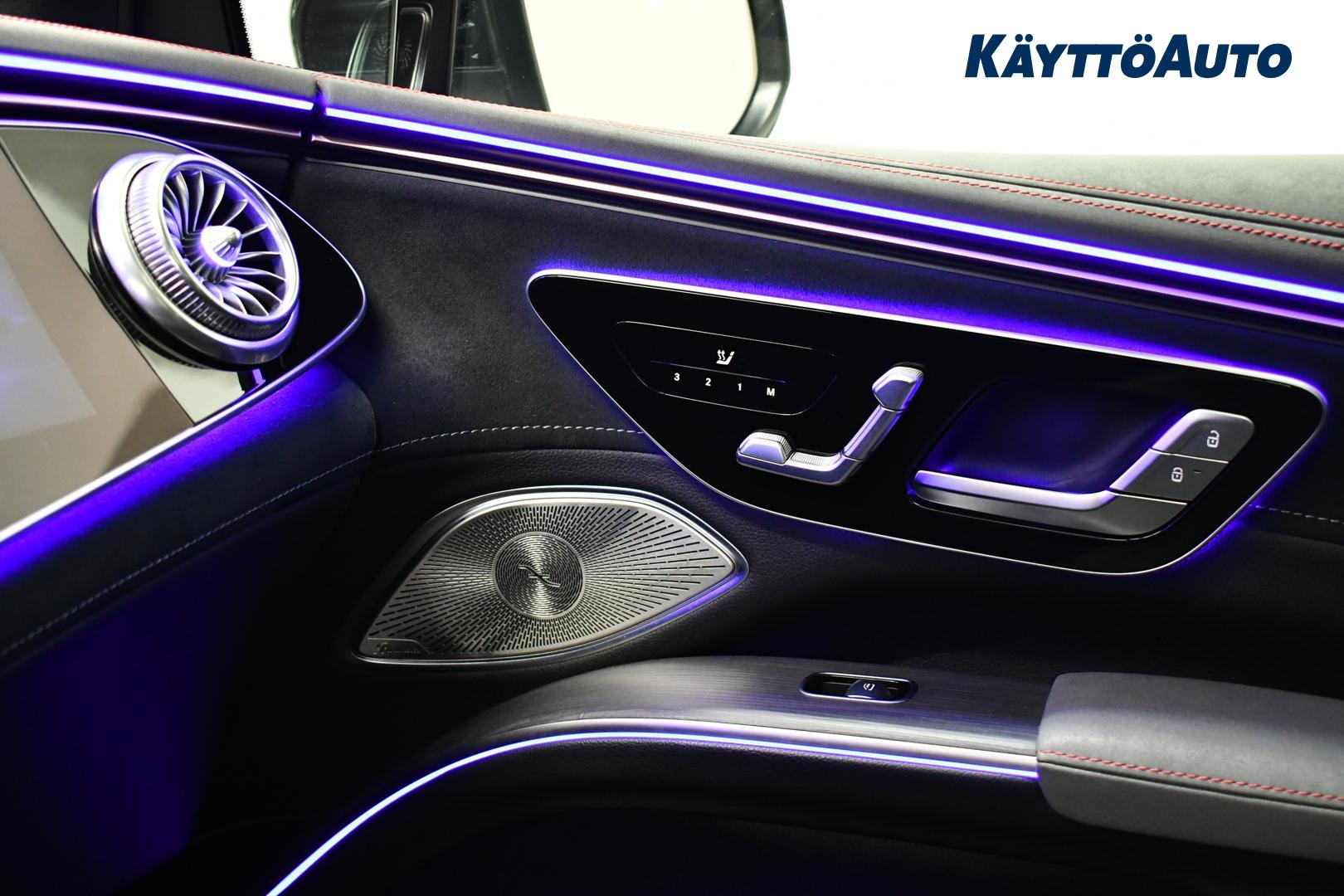 MERCEDES-BENZ EQS SUV 2023