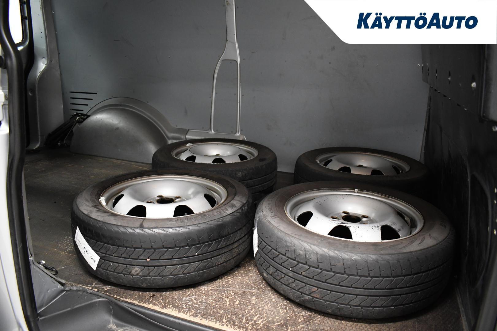 VOLKSWAGEN Transporter 2011