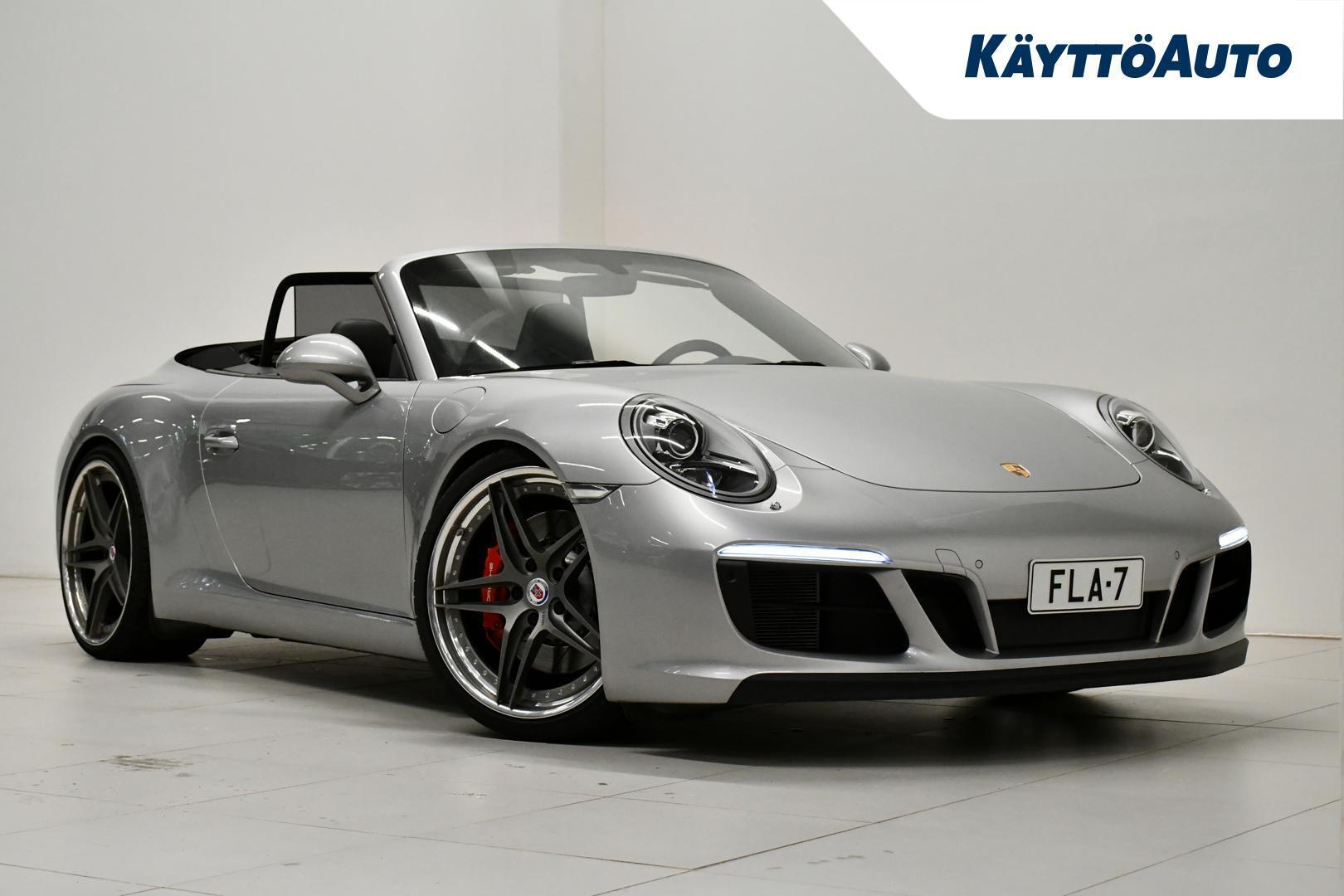 PORSCHE 911 2016