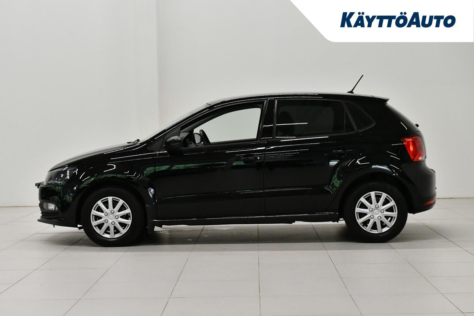 VOLKSWAGEN Polo 2015