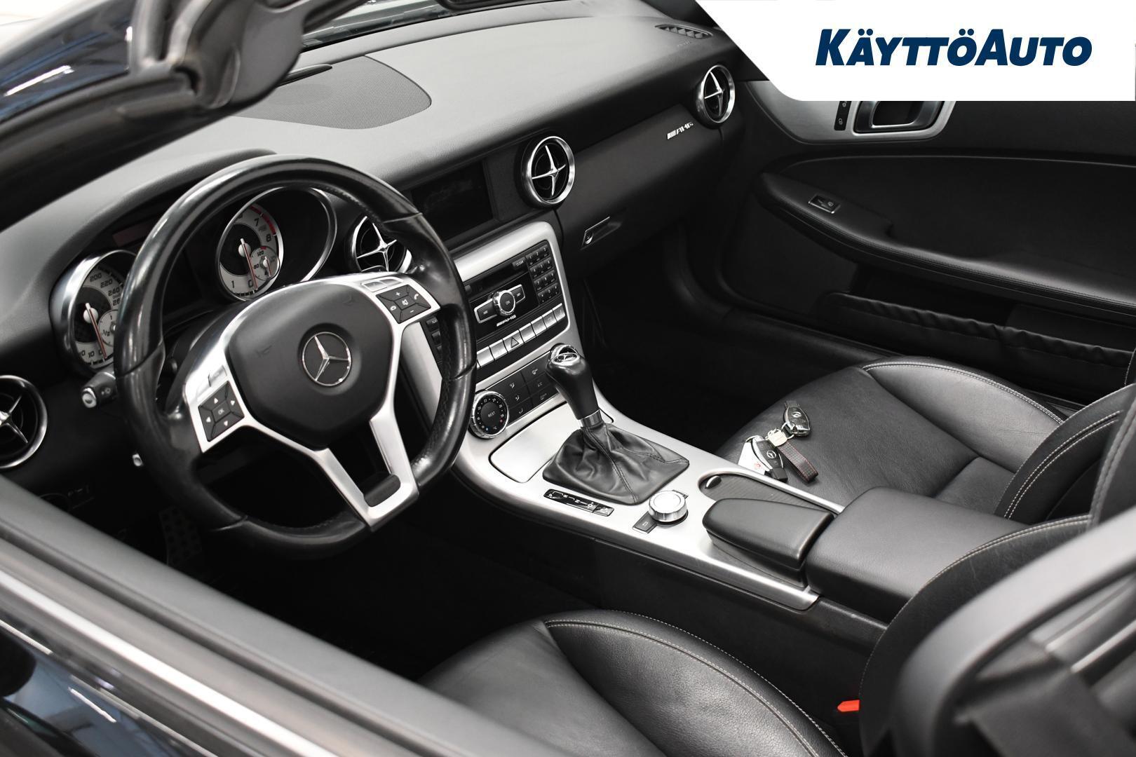 MERCEDES-BENZ SLK 2013