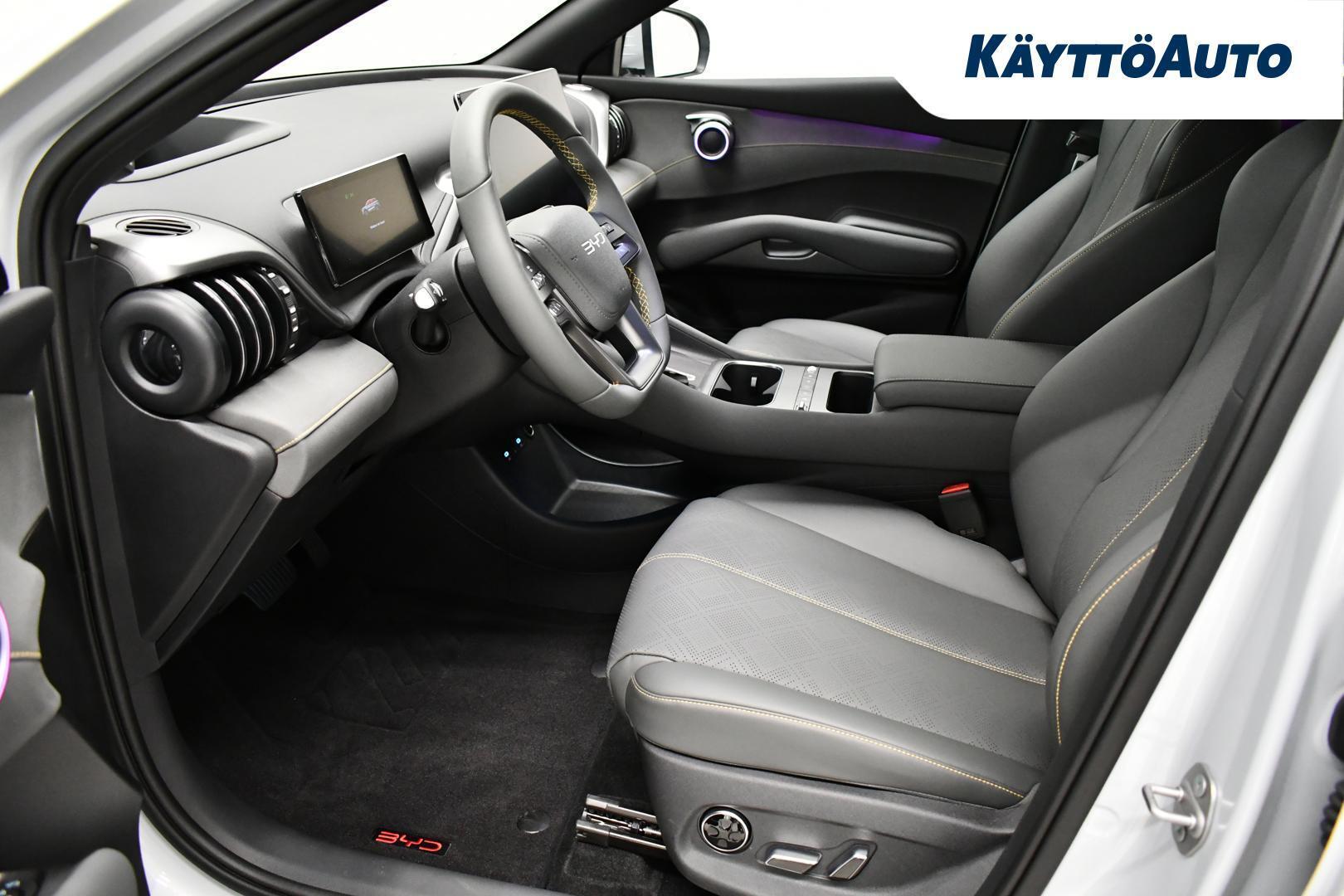 BYD ATTO 3 4