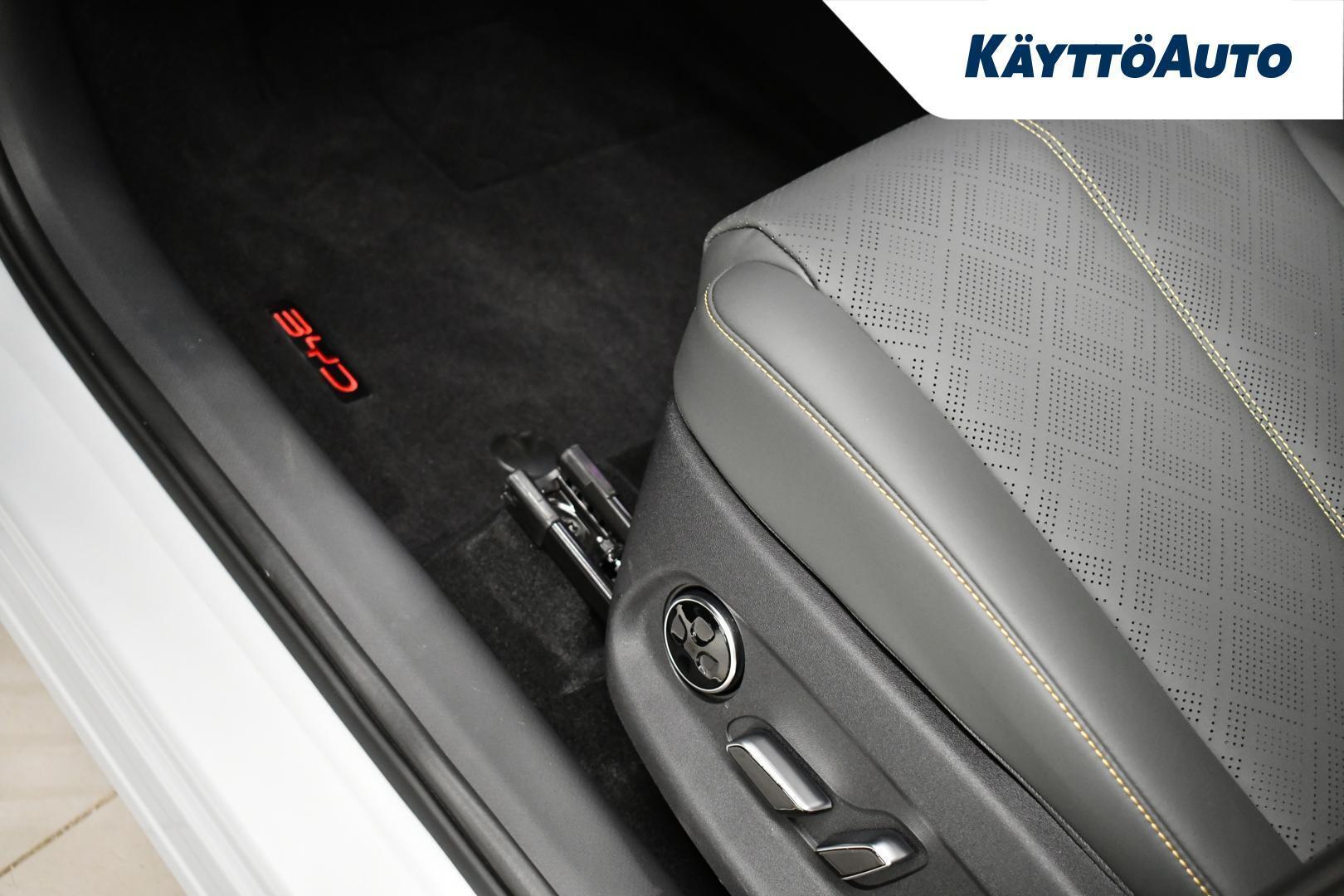 BYD ATTO 3 7