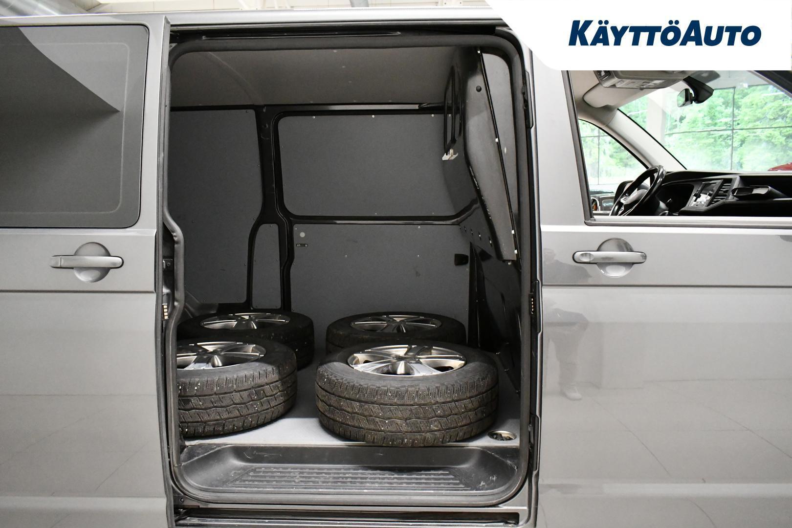 VOLKSWAGEN Transporter 2022