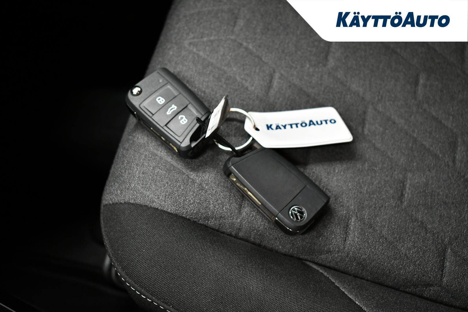 VOLKSWAGEN T-Cross 2025