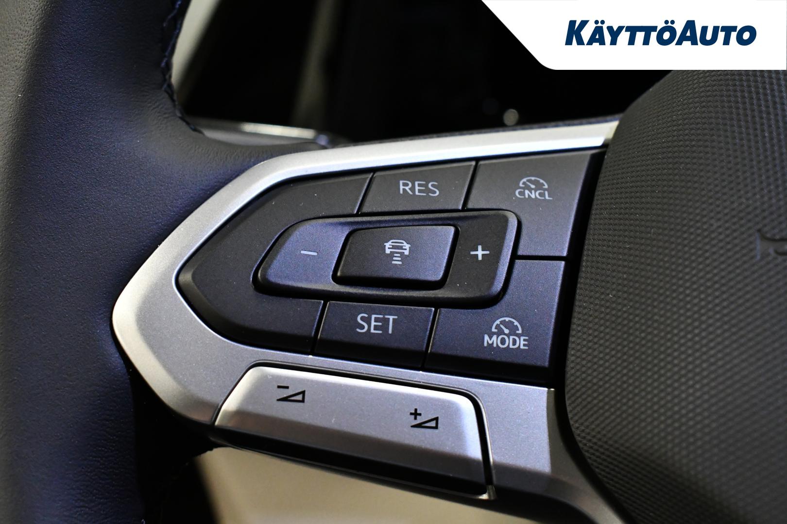 VOLKSWAGEN Multivan 2025