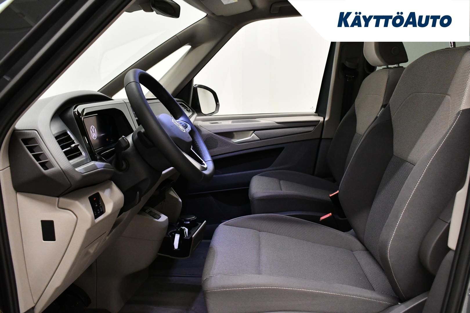 VOLKSWAGEN Multivan 2025