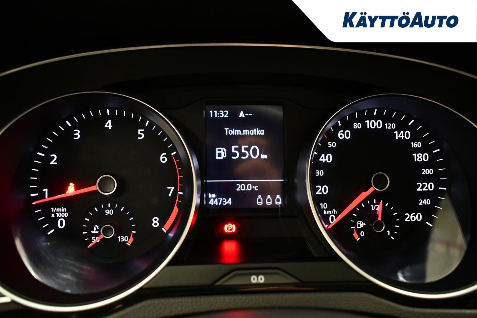 VOLKSWAGEN Passat 2016