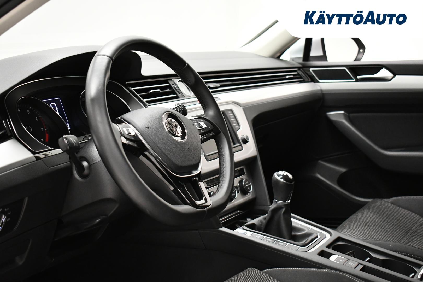 VOLKSWAGEN Passat 2016