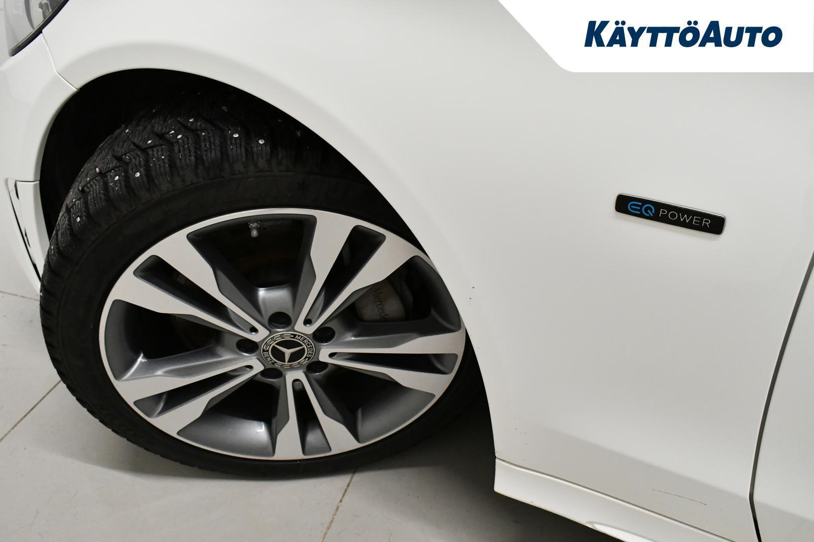 MERCEDES-BENZ C 2021