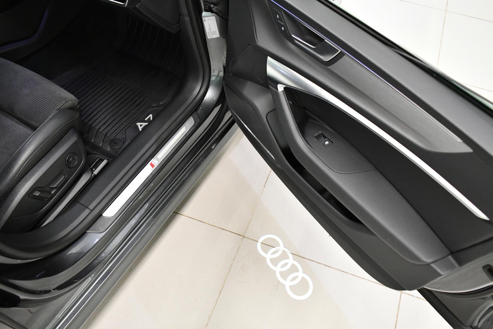 AUDI A7 2021