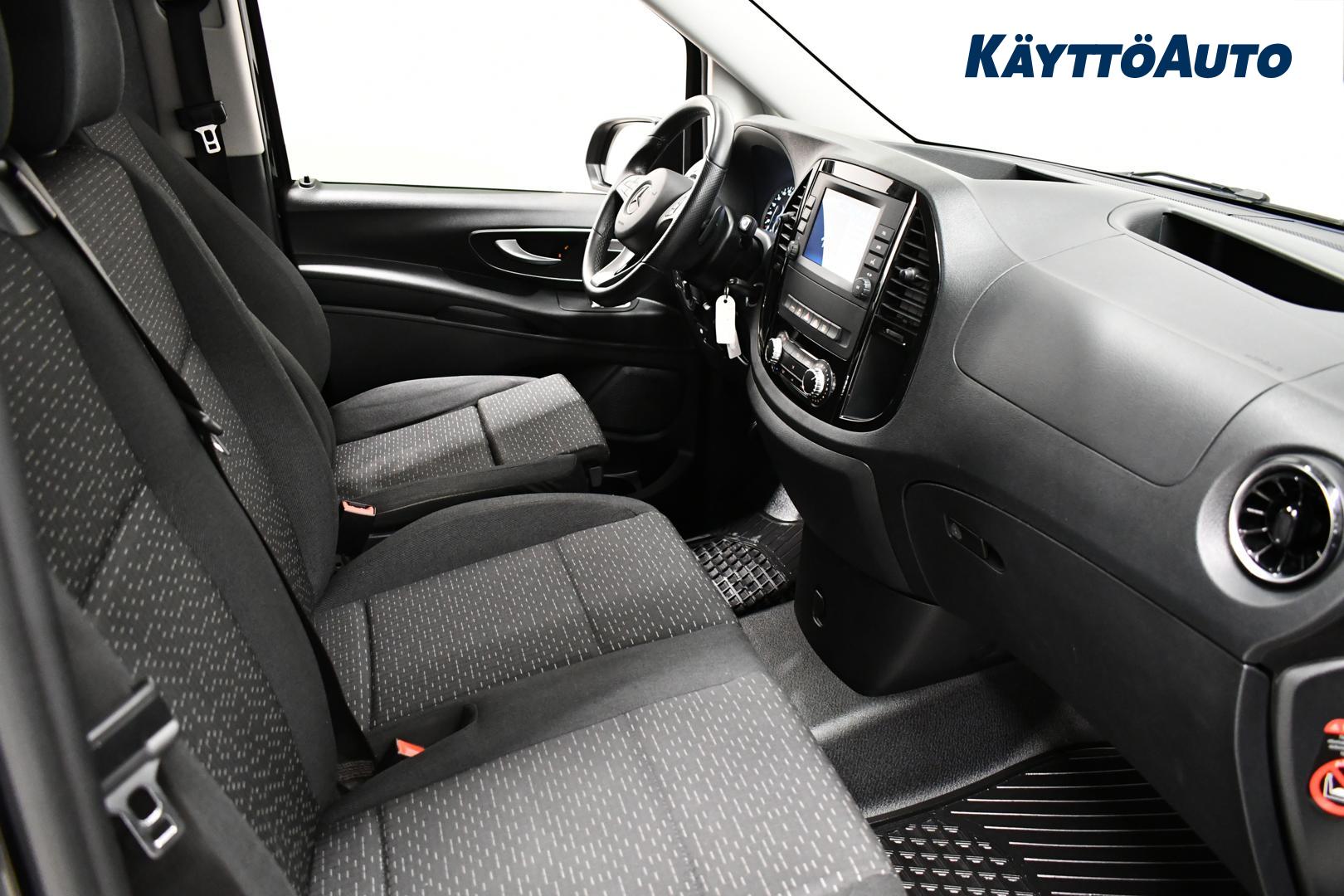 MERCEDES-BENZ Vito 2023