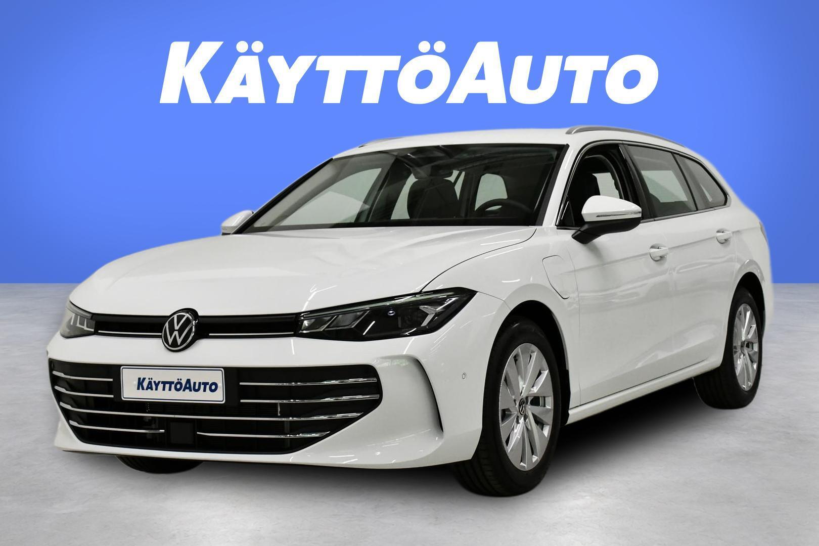 VOLKSWAGEN Passat 1