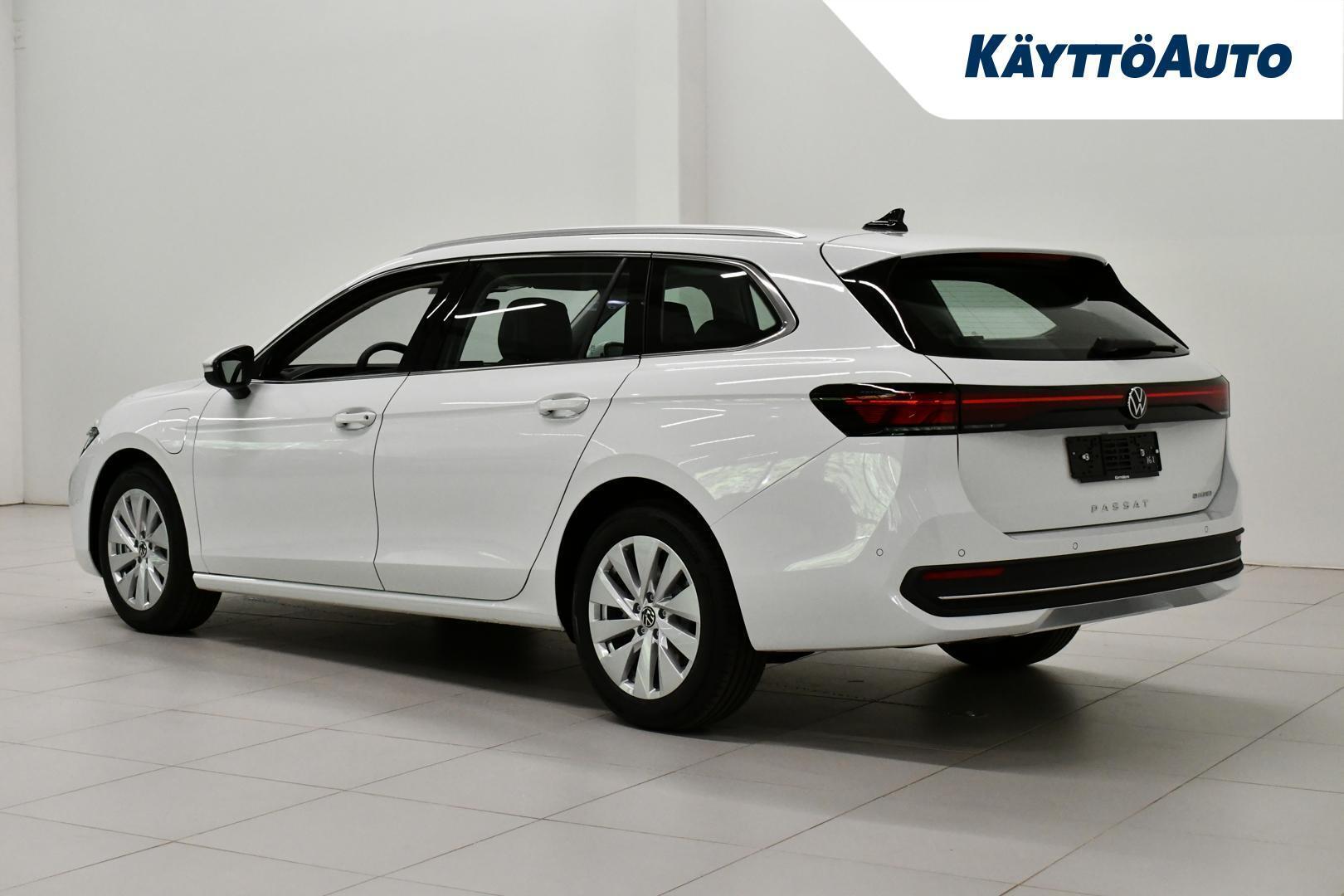 VOLKSWAGEN Passat 3