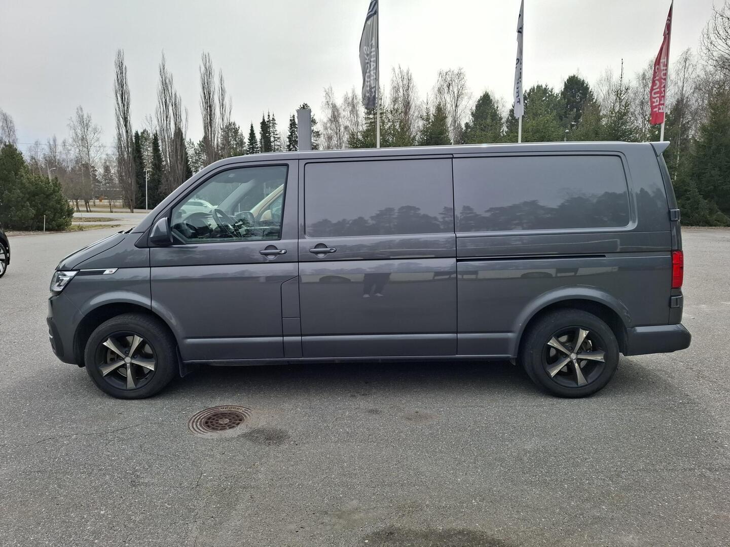 VOLKSWAGEN Transporter 2021